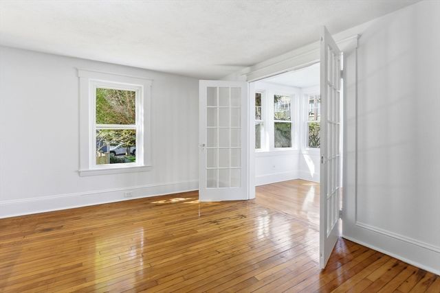 34 Woodland Rd, Wakefield, MA 01880