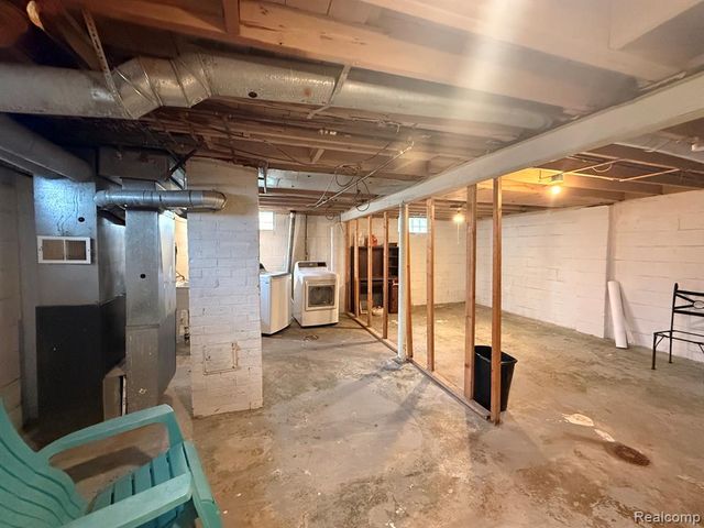 6005 Kendal Street, Dearborn, MI 48126