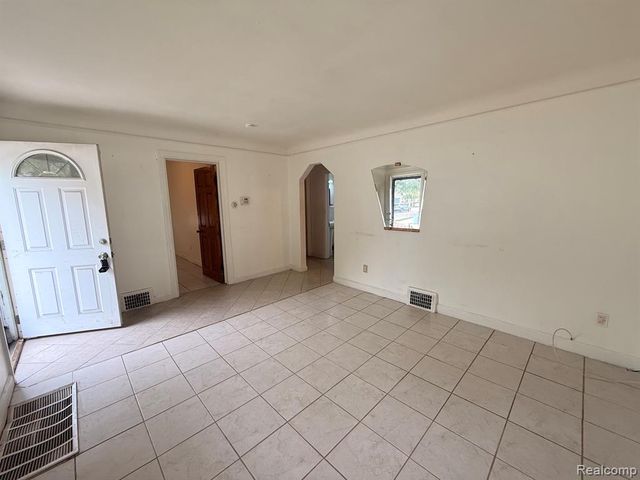 6005 Kendal Street, Dearborn, MI 48126