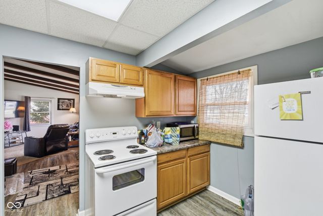 153 Parkview Drive, Whiteland, IN 46184