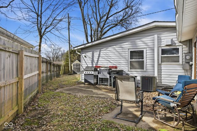 153 Parkview Drive, Whiteland, IN 46184