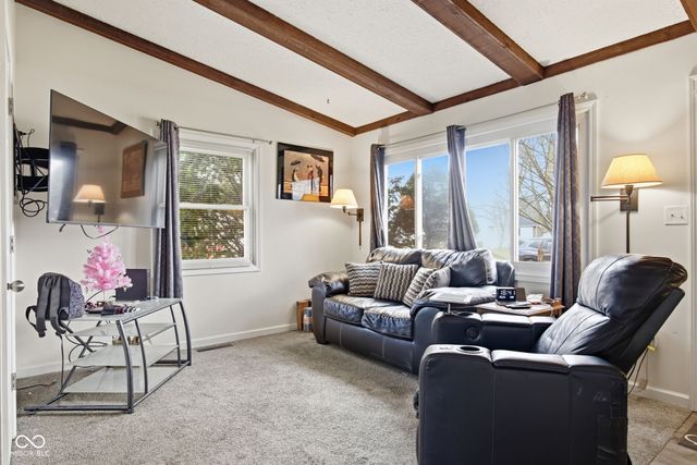 153 Parkview Drive, Whiteland, IN 46184