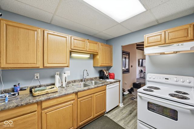 153 Parkview Drive, Whiteland, IN 46184