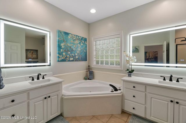 48 Greenleaf Drive, Hattiesburg, MS 39402