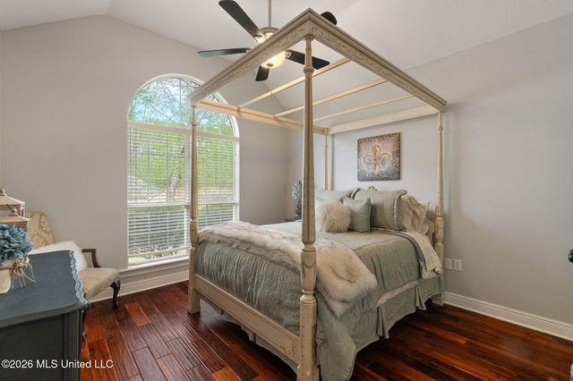 48 Greenleaf Drive, Hattiesburg, MS 39402