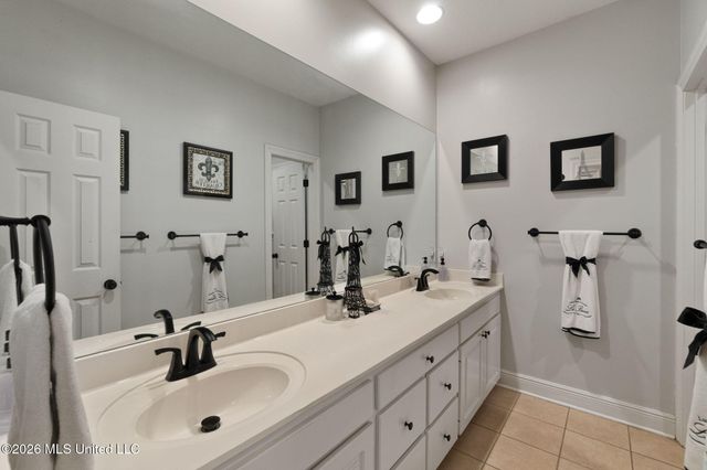 48 Greenleaf Drive, Hattiesburg, MS 39402