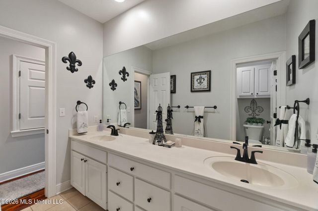 48 Greenleaf Drive, Hattiesburg, MS 39402