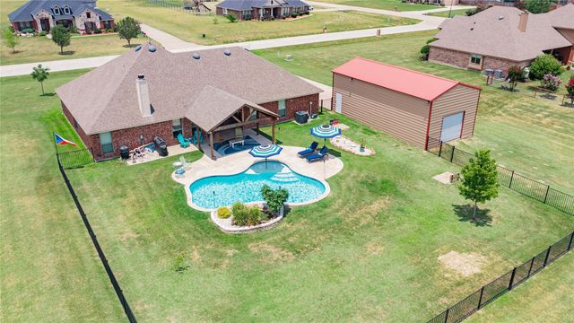 245 Mckinley Lane, Royse City, TX 75189