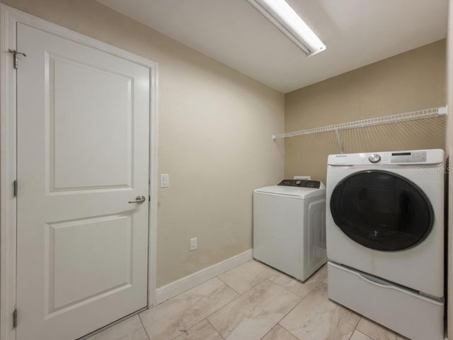 233 MANDOLIN DRIVE, Winter Haven, FL 33884