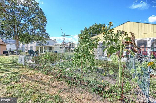 422 S WASHINGTON ST, Gettysburg, PA 17325