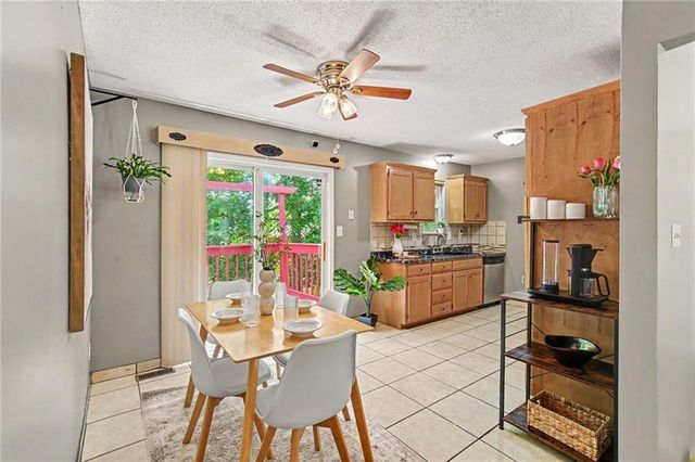 16415 E 4th Street N, Independence, MO 64056