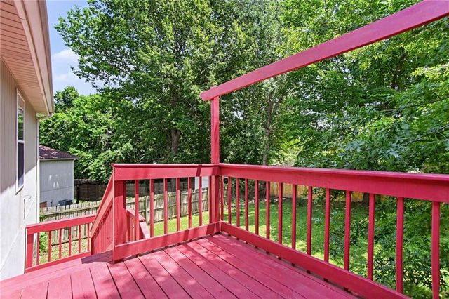 16415 E 4th Street N, Independence, MO 64056