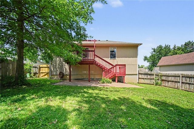16415 E 4th Street N, Independence, MO 64056