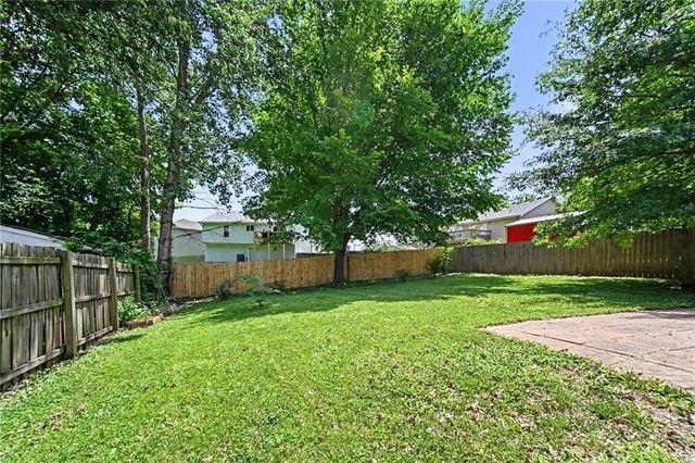 16415 E 4th Street N, Independence, MO 64056