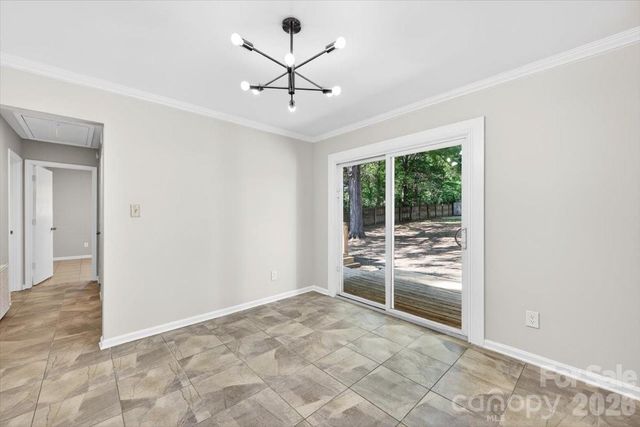 900 E John Street, Matthews, NC 28105