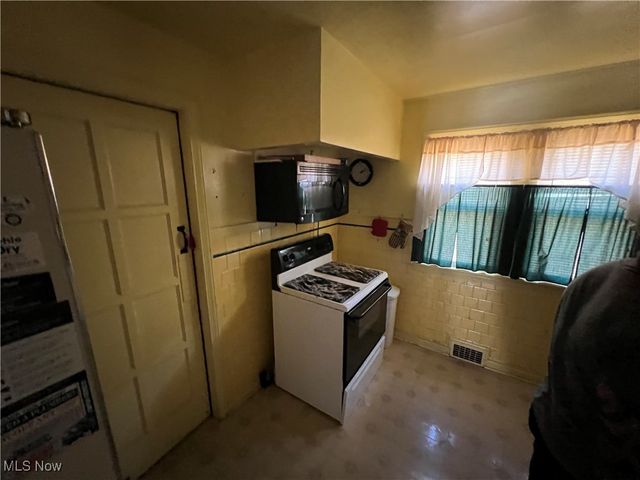 4019 Okalona Road, South Euclid, OH 44121