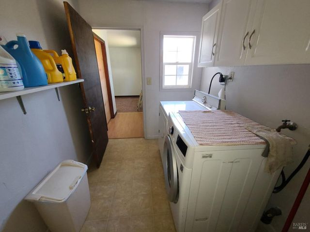 76275 Perry St, Covelo, CA 95428