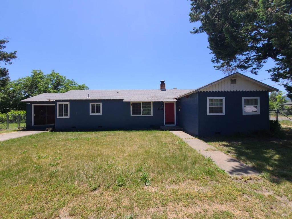 76275 Perry St, Covelo, CA 95428