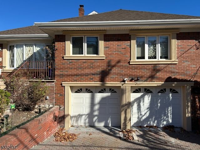 699 Elm Ave, Ridgefield Boro, NJ 07657