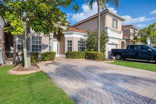 10297 SW 162nd Ct, Miami, FL 33196