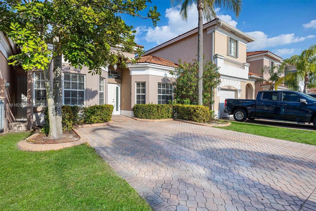 10297 SW 162nd Ct, Miami, FL 33196