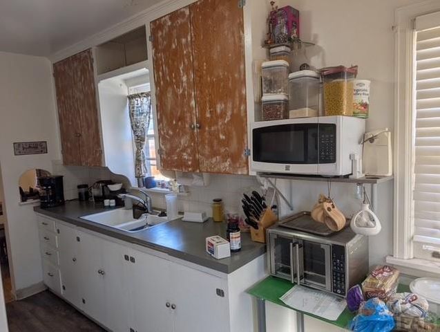 418 Scranton Ave, Pueblo, CO 81004