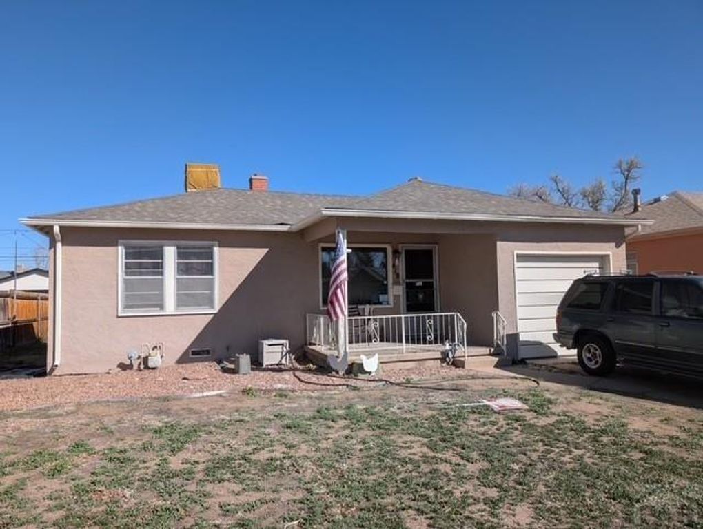 418 Scranton Ave, Pueblo, CO 81004