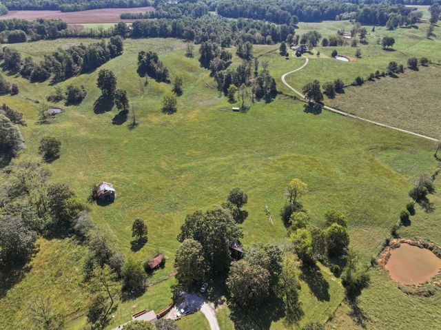 515 Jericho Rd, Quebeck, TN 38579