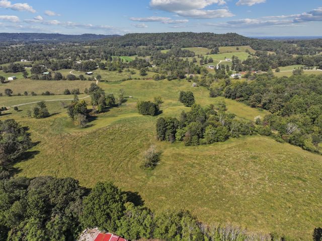 515 Jericho Rd, Quebeck, TN 38579