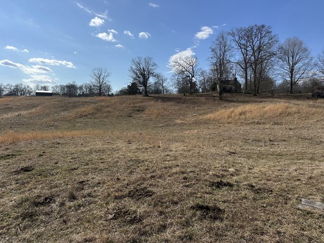 515 Jericho Rd, Quebeck, TN 38579