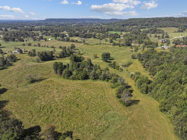 515 Jericho Rd, Quebeck, TN 38579