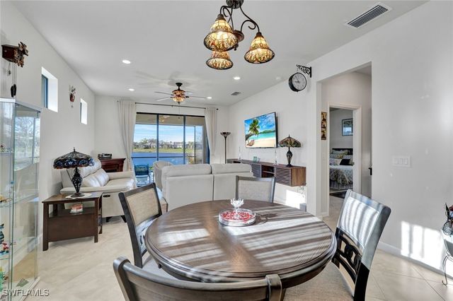 2171 YELLOWFIN CIR, Naples, FL 34114