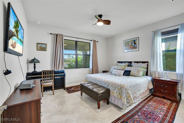 2171 YELLOWFIN CIR, Naples, FL 34114