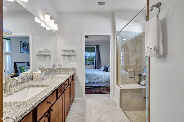 2171 YELLOWFIN CIR, Naples, FL 34114