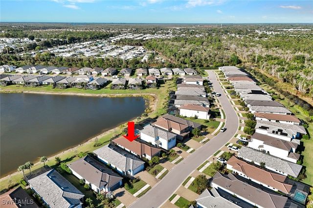 2171 YELLOWFIN CIR, Naples, FL 34114