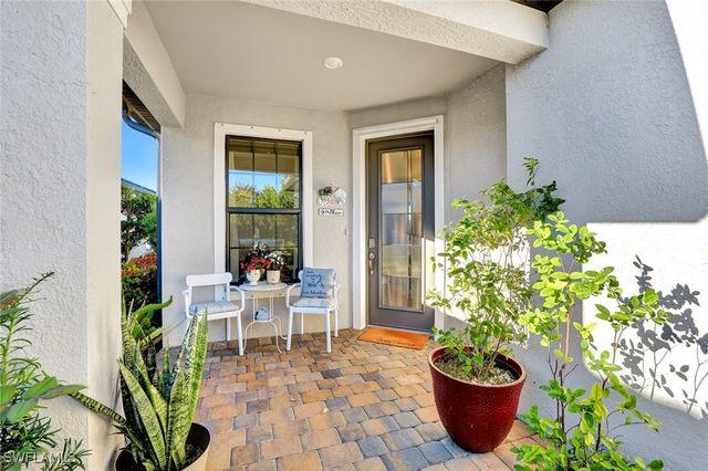 2171 YELLOWFIN CIR, Naples, FL 34114