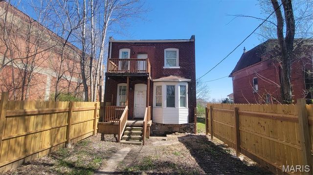 1389 Hamilton Avenue, St Louis, MO 63112