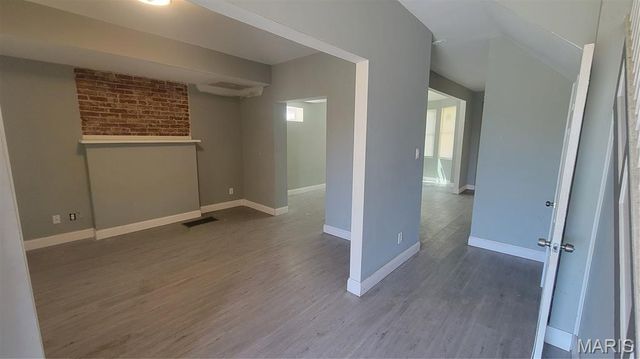 1389 Hamilton Avenue, St Louis, MO 63112