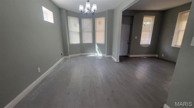 1389 Hamilton Avenue, St Louis, MO 63112