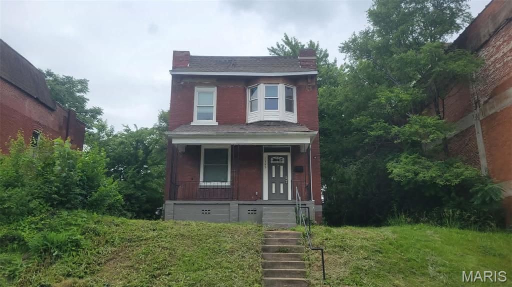 1389 Hamilton Avenue, St Louis, MO 63112