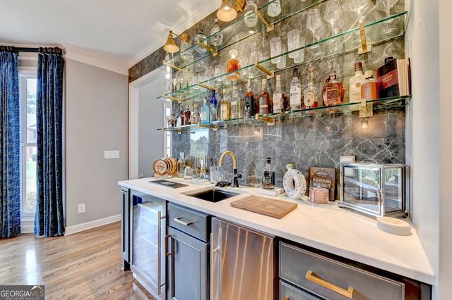 2642 Dunmoore Drive, Snellville, GA 30078