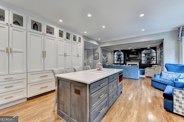 2642 Dunmoore Drive, Snellville, GA 30078