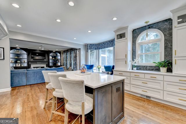 2642 Dunmoore Drive, Snellville, GA 30078