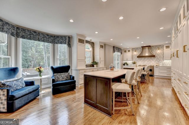 2642 Dunmoore Drive, Snellville, GA 30078