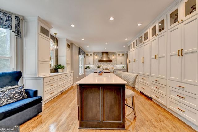 2642 Dunmoore Drive, Snellville, GA 30078