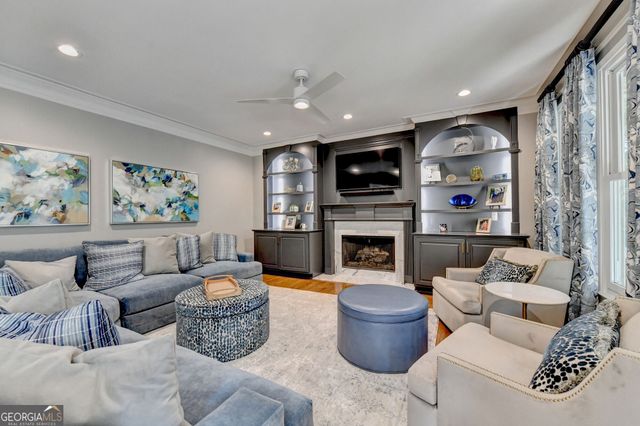 2642 Dunmoore Drive, Snellville, GA 30078