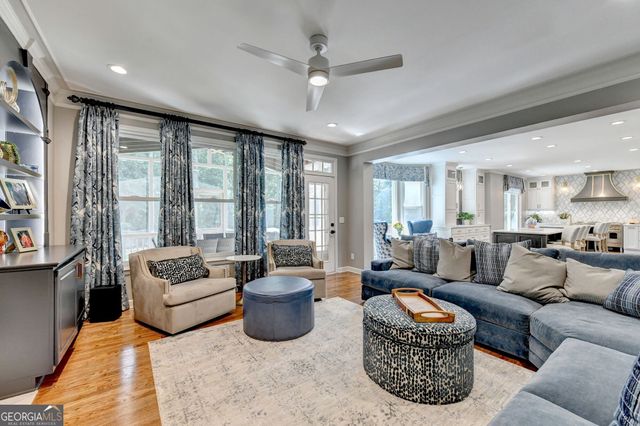 2642 Dunmoore Drive, Snellville, GA 30078