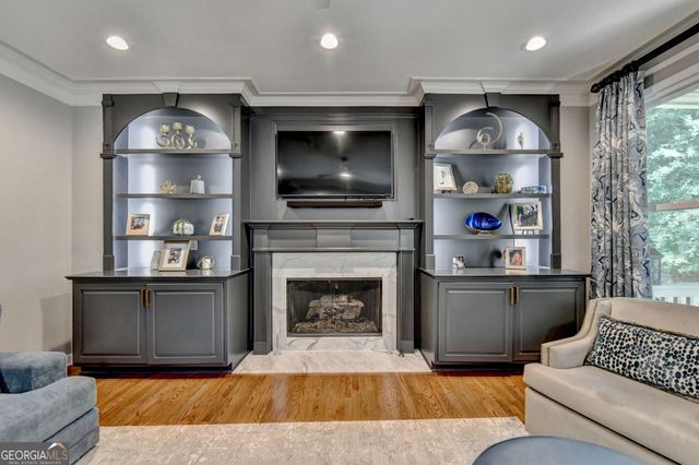 2642 Dunmoore Drive, Snellville, GA 30078