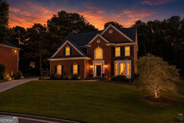 2642 Dunmoore Drive, Snellville, GA 30078