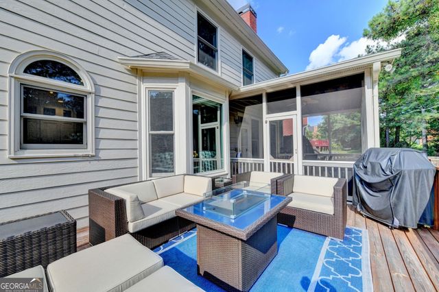 2642 Dunmoore Drive, Snellville, GA 30078